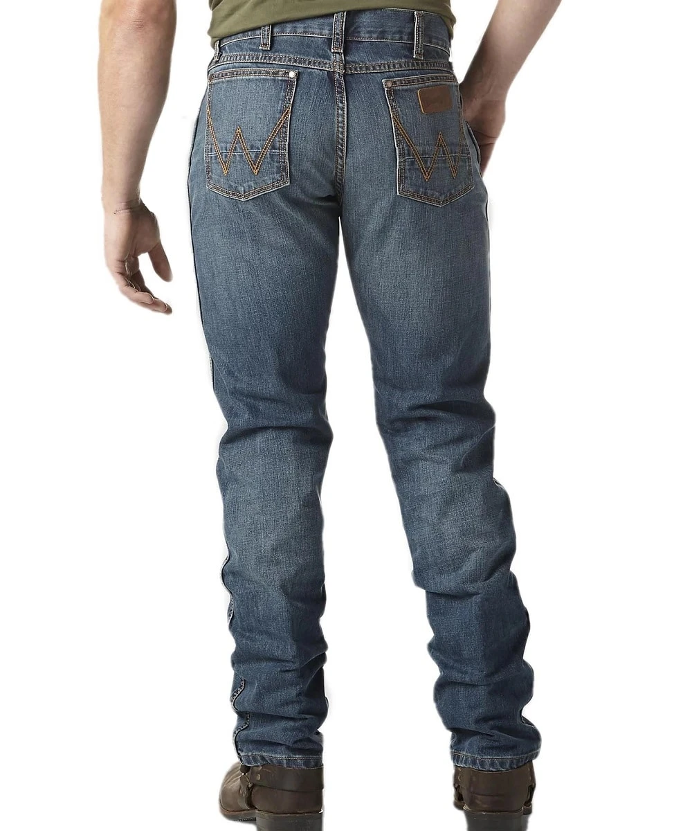 Wrangler Men's Retro Slim Fit Straight Leg Jean 2 Wrangler Men's Retro Slim Fit Straight Leg Jean - Image 2